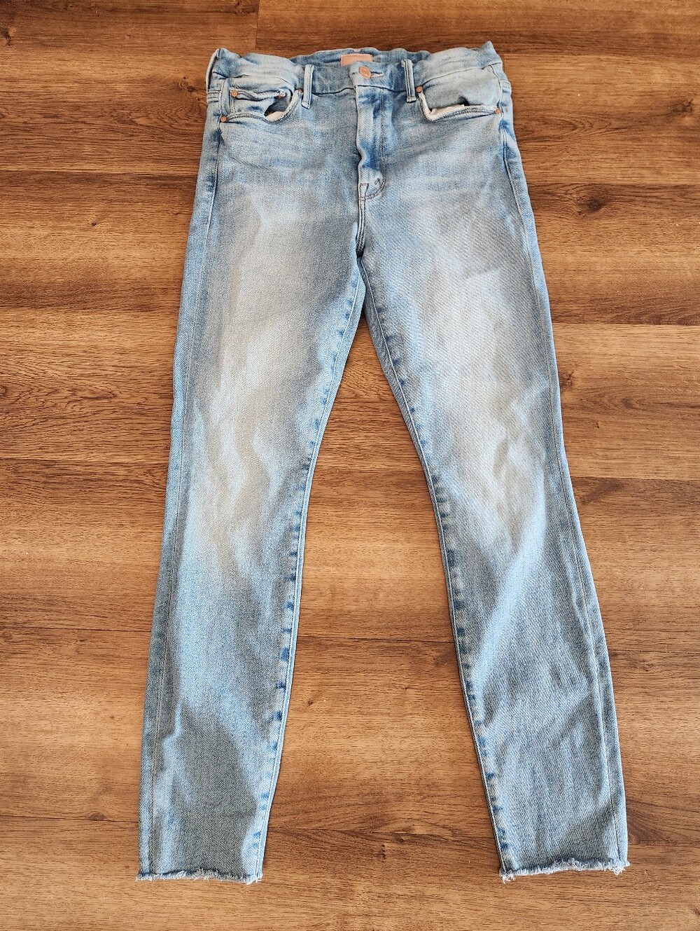 Mother High Waisted Looker Ankle Fray Size 29